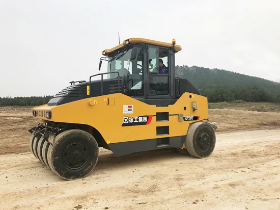 XCMG 工場 XP203 20 トン道路ゴムタイヤ振動ローラー販売用